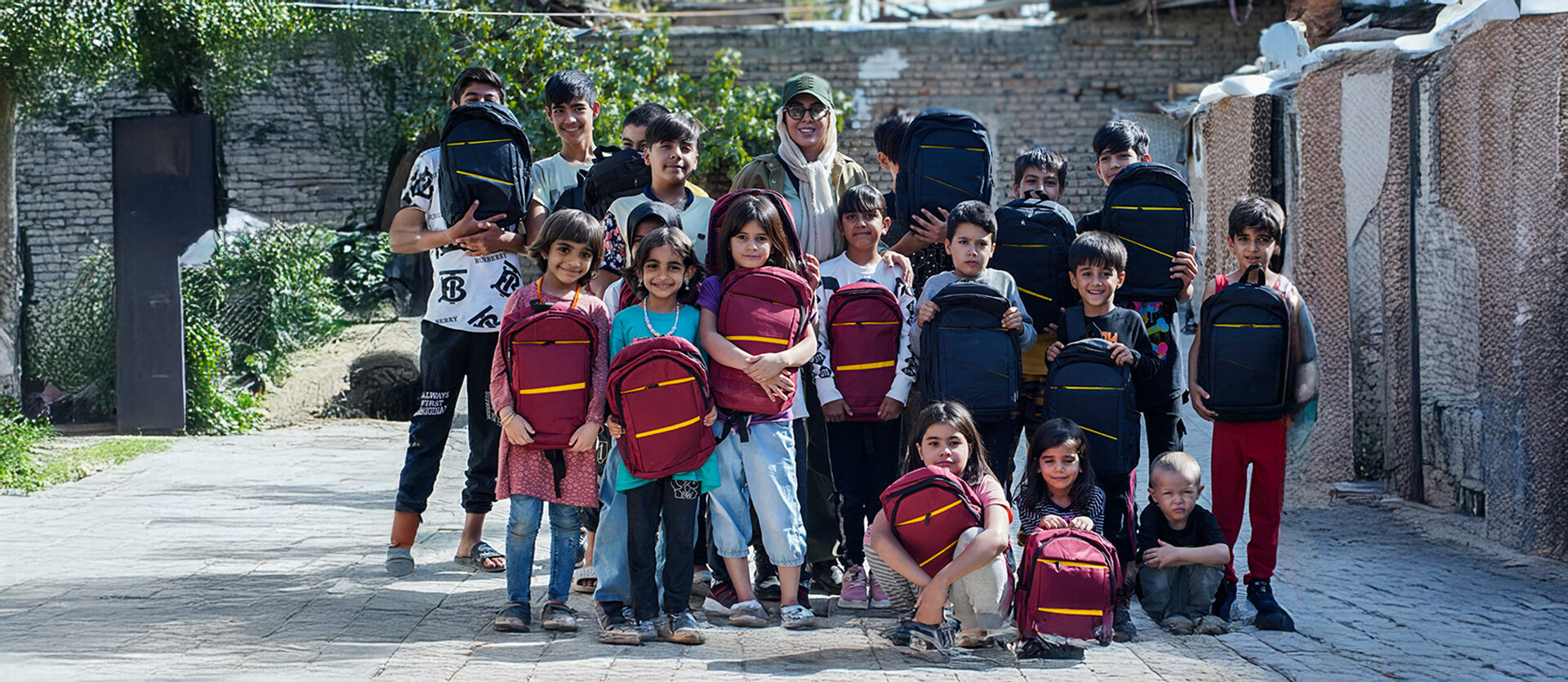 پخش کیف و کفش مدرسه خیریه مهرلیلا ۱۴۰۴